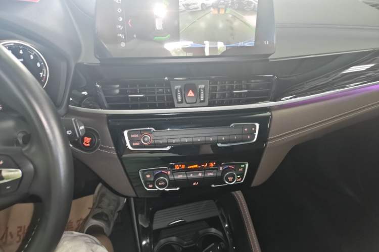 Used BMW X2 2023 sDrive25i M Sport Package Audio And AC Panel