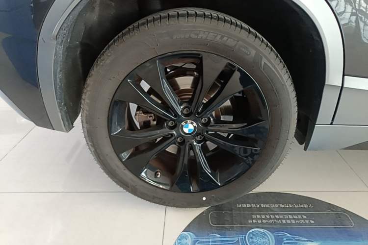 Used BMW X2 2023 sDrive25i M Sport Package Right Rear Wheel Hub