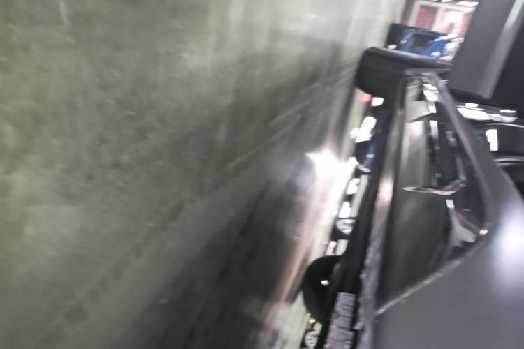 Used BMW X2 2023 sDrive25i M Sport Package Right Side Sill
