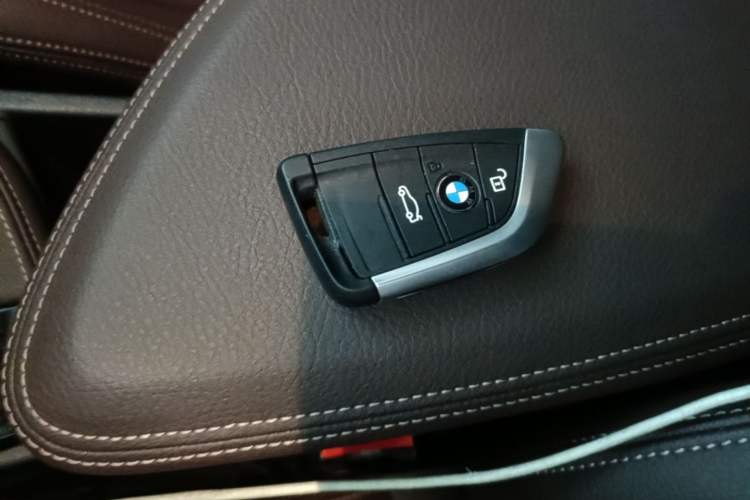 Used BMW X2 2023 sDrive25i M Sport Package Vehicle Key