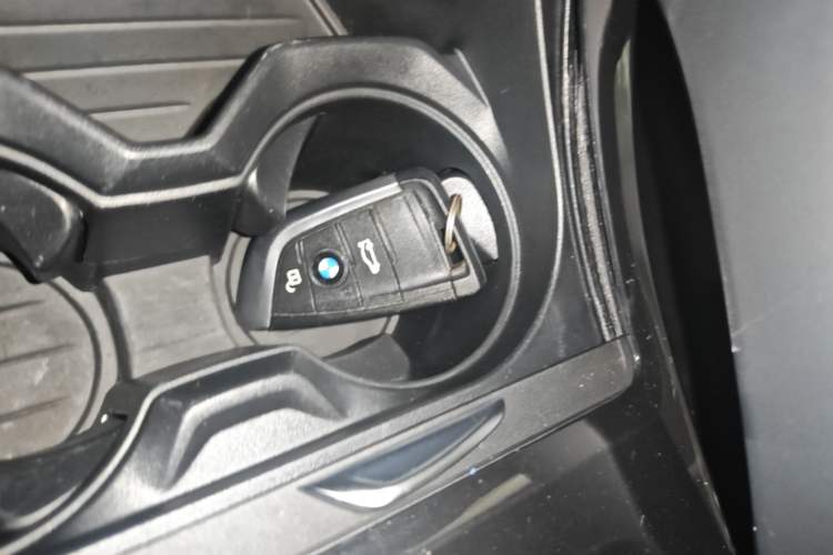 Used BMW X2 2023 sDrive25i M Sport Package Vehicle Key