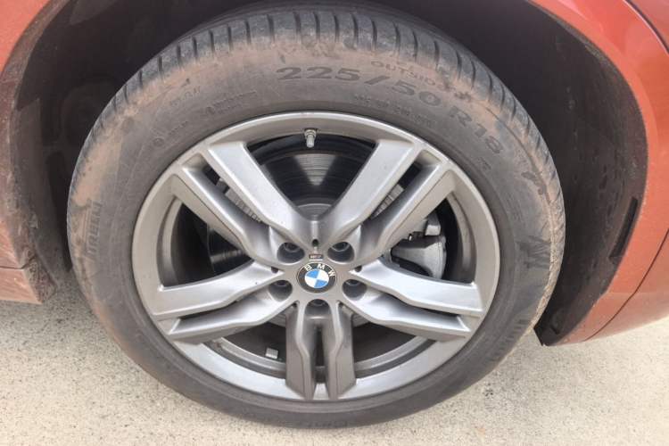 Used BMW X2 2023 sDrive25i M Sport Night Edition Right Front Wheel Hub