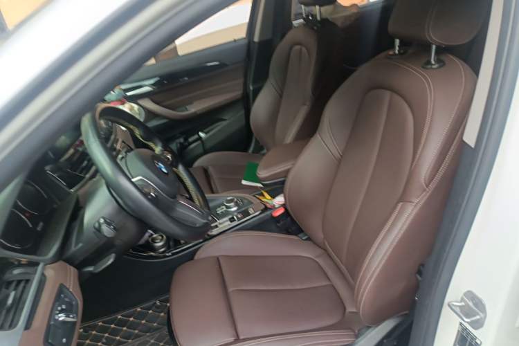 Used BMW X2 2023 sDrive25i M Sport Package Left Front Seat