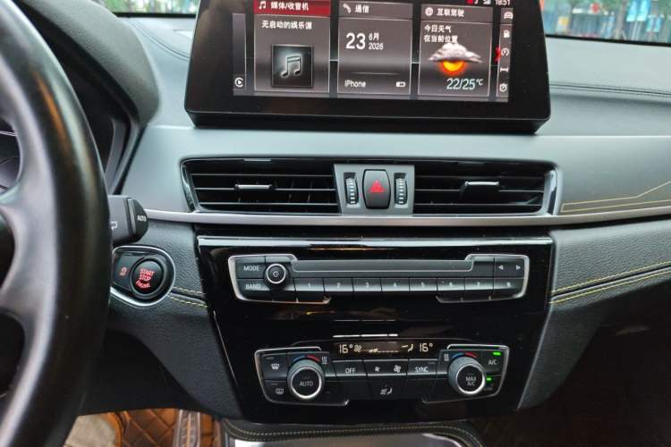 Used BMW X2 2023 sDrive 25i Shining Edition Audio And AC Panel