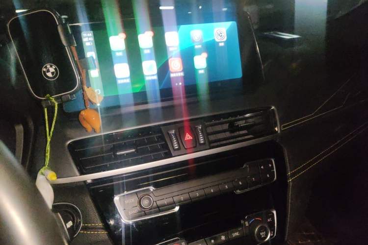 Used BMW X2 2023 sDrive 25i Shining Edition Audio And AC Panel