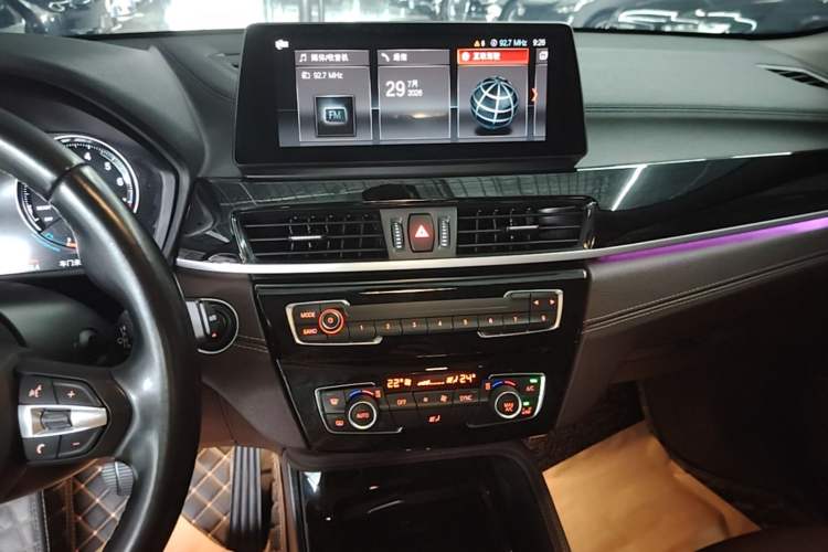 Used BMW X2 2023 sDrive25i M Sport Night Edition Audio And AC Panel