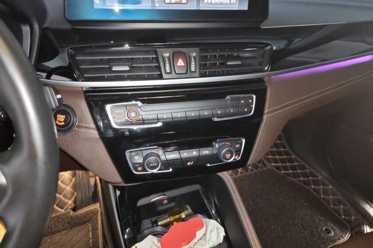 Used BMW X2 2023 sDrive25i M Sport Package Audio And AC Panel