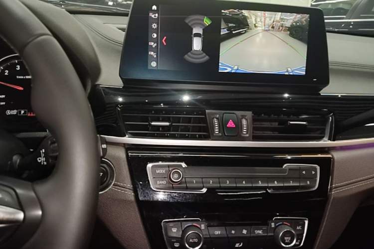 Used BMW X2 2023 sDrive25i M Sport Night Edition Audio And AC Panel