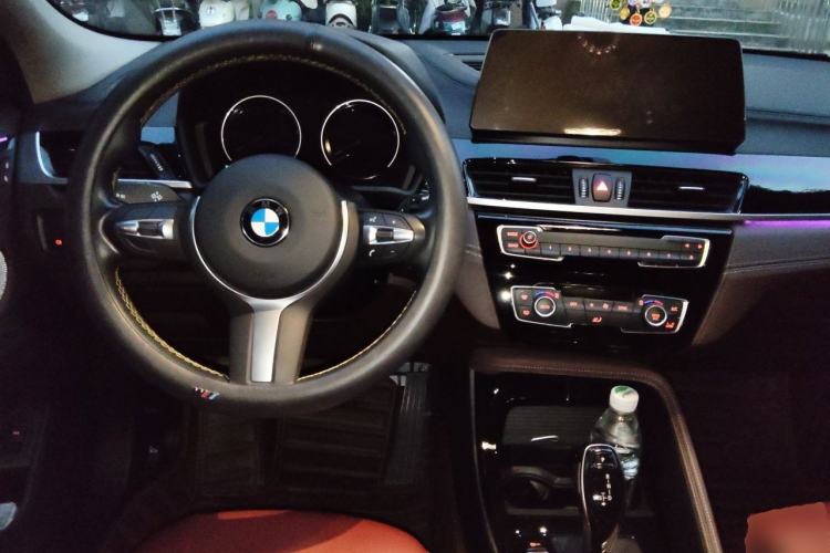 Used BMW X2 2023 sDrive25i M Sport Night Edition Center Console