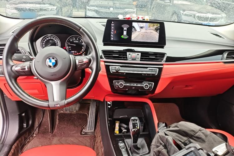 Used BMW X2 2023 sDrive25i M Sport Night Edition Center Console