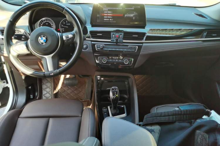 Used BMW X2 2023 sDrive25i M Sport Night Edition Center Console