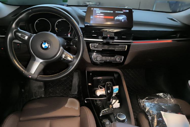 Used BMW X2 2023 sDrive25i M Sport Night Edition Center Console
