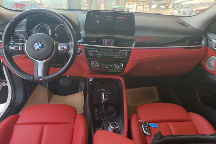 Used BMW X2 2023 sDrive25i M Sport Package Center Console