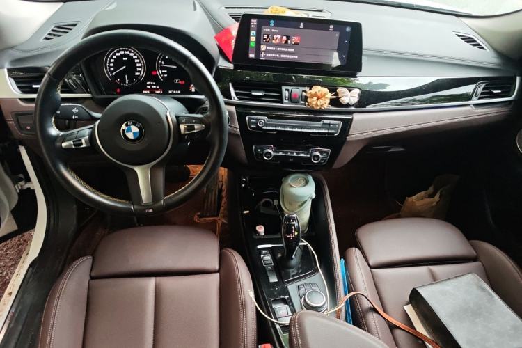Used BMW X2 2023 sDrive25i M Sport Night Edition Center Console