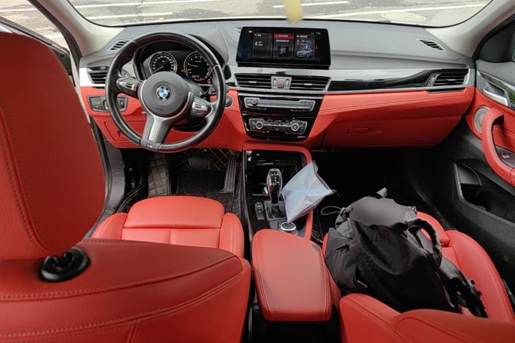 Used BMW X2 2023 sDrive25i M Sport Night Edition Center Console
