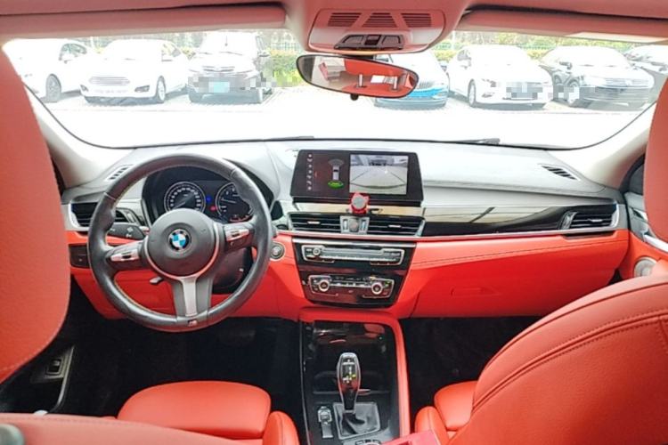 Used BMW X2 2023 sDrive25i M Sport Night Edition Center Console