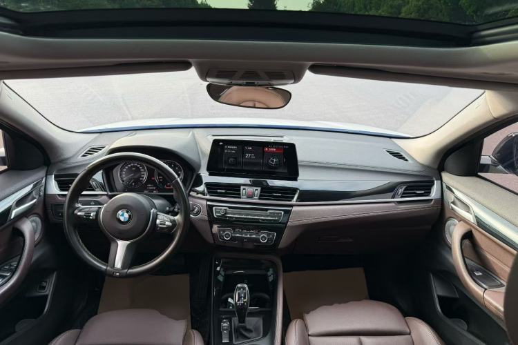 Used BMW X2 2023 sDrive25i M Sport Night Edition Center Console