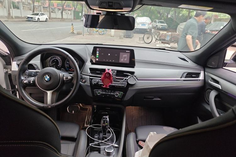 Used BMW X2 2023 xDrive 25i Shining Edition Center Console