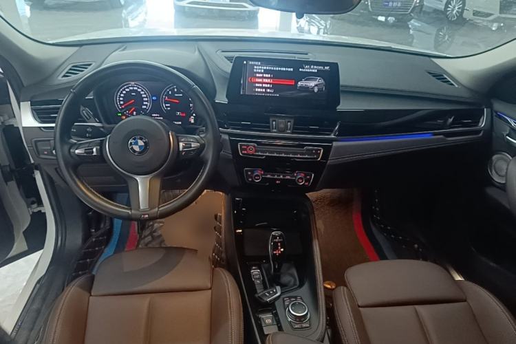 Used BMW X2 2023 sDrive25i M Sport Night Edition Center Console