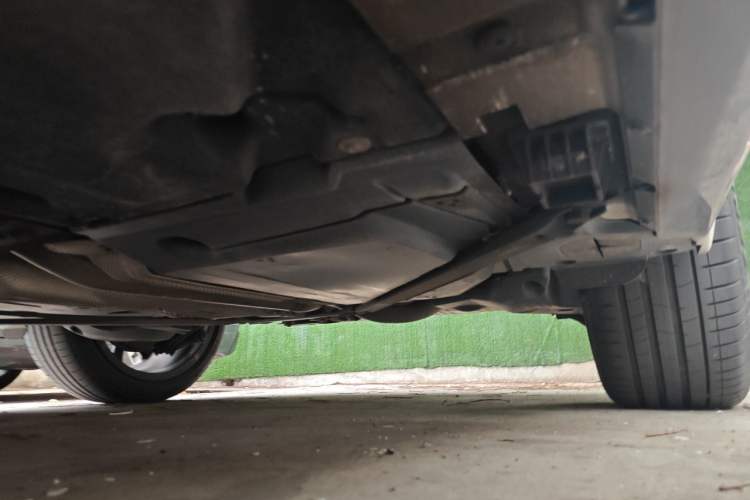 Used BMW X2 2023 xDrive 25i Shining Edition Chassis Rear Left