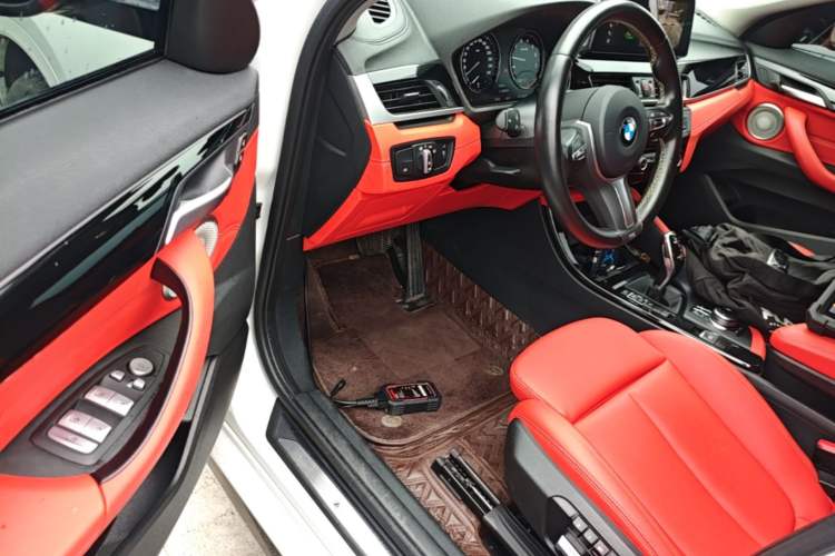 Used BMW X2 2023 sDrive25i M Sport Night Edition Driver Seat