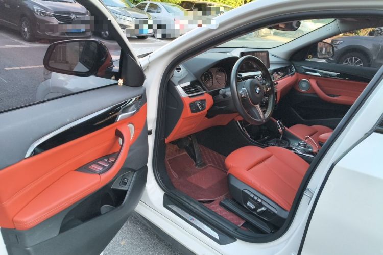 Used BMW X2 2023 sDrive25i M Sport Night Edition Driver Seat