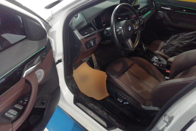 Used BMW X2 2023 sDrive25i M Sport Night Edition Driver Seat
