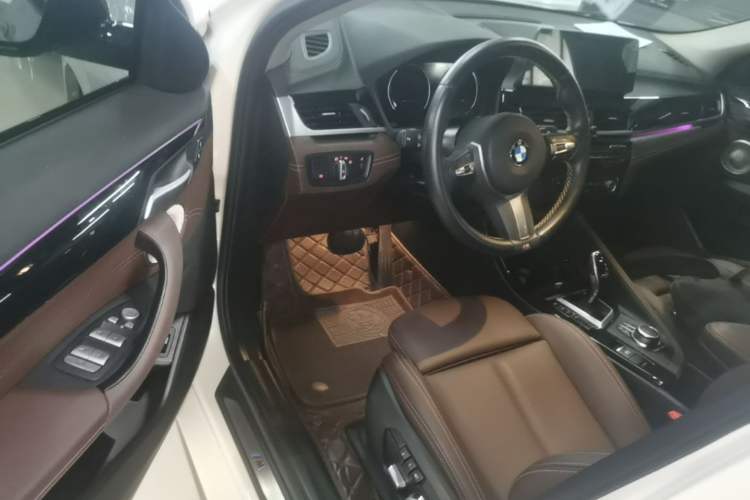Used BMW X2 2023 sDrive25i M Sport Night Edition Driver Seat