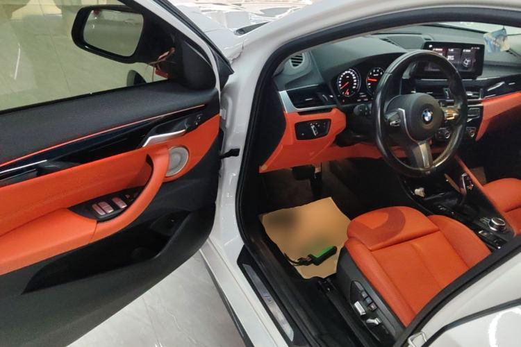 Used BMW X2 2023 sDrive25i M Sport Night Edition Driver Seat