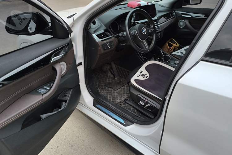 Used BMW X2 2023 sDrive25i M Sport Night Edition Driver Seat