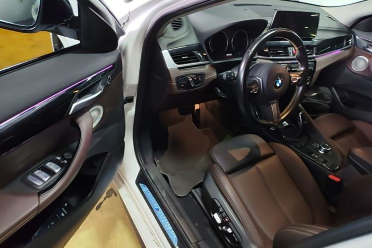 Used BMW X2 2023 sDrive25i M Sport Night Edition Driver Seat