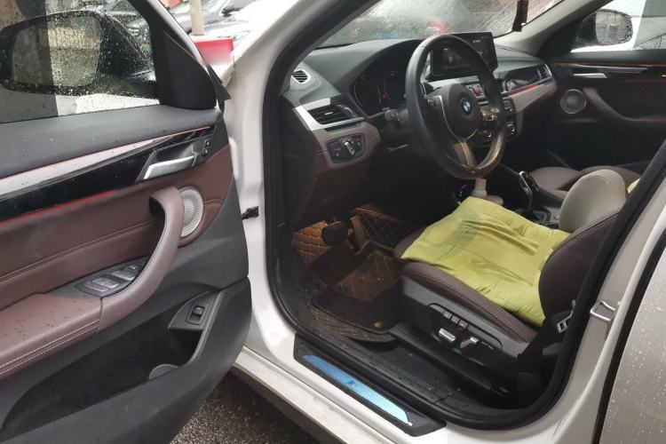 Used BMW X2 2023 sDrive25i M Sport Night Edition Driver Seat