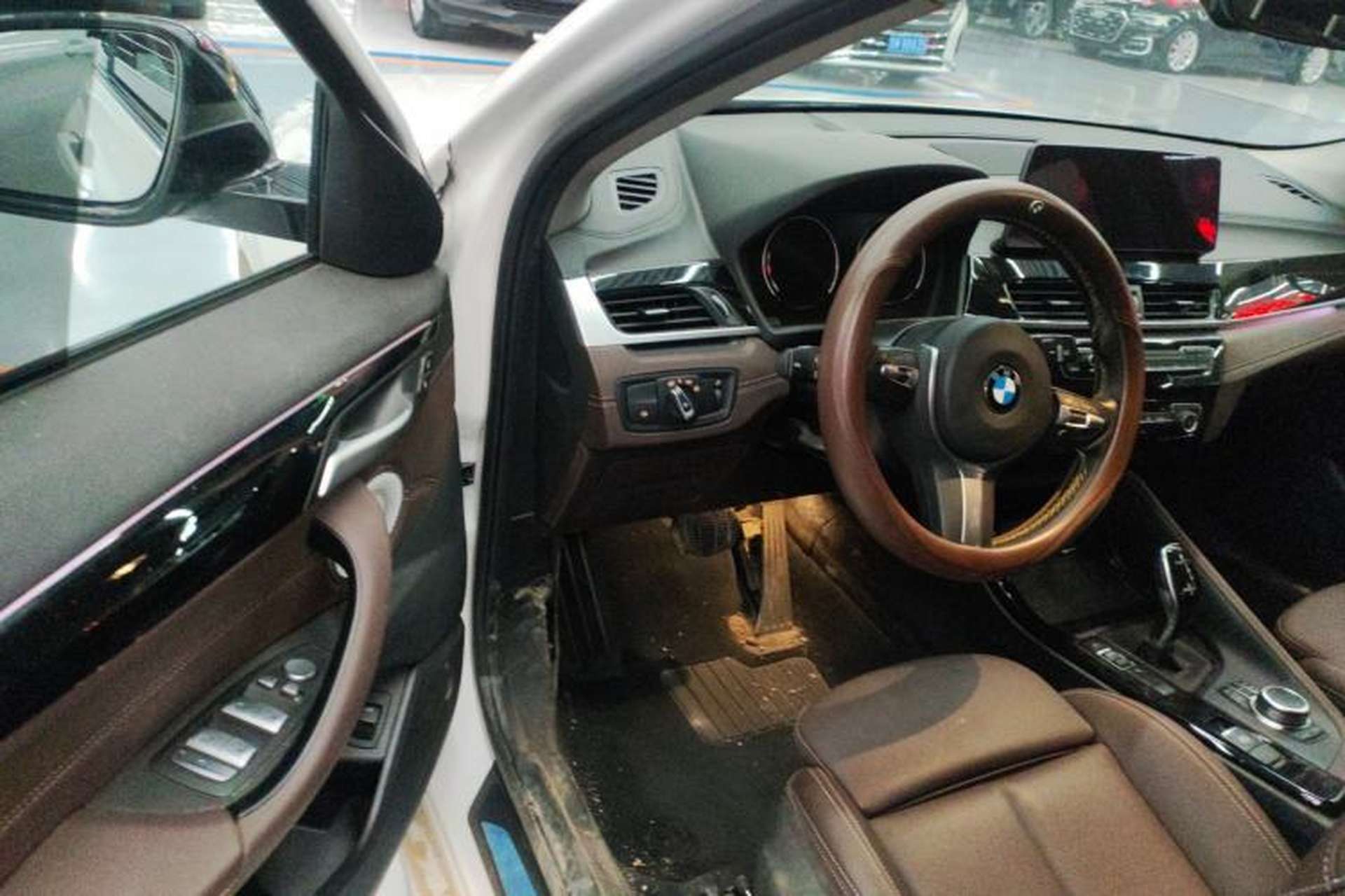 Used BMW X2 2023 sDrive25i M Sport Night Edition Driver Seat