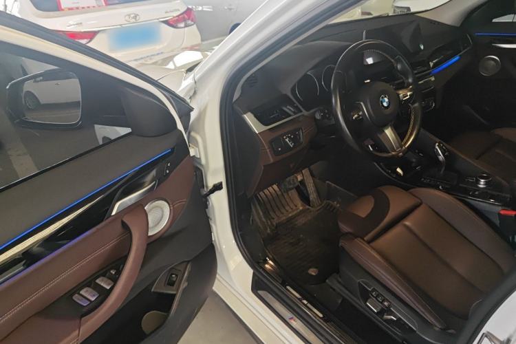 Used BMW X2 2023 sDrive25i M Sport Night Edition Driver Seat