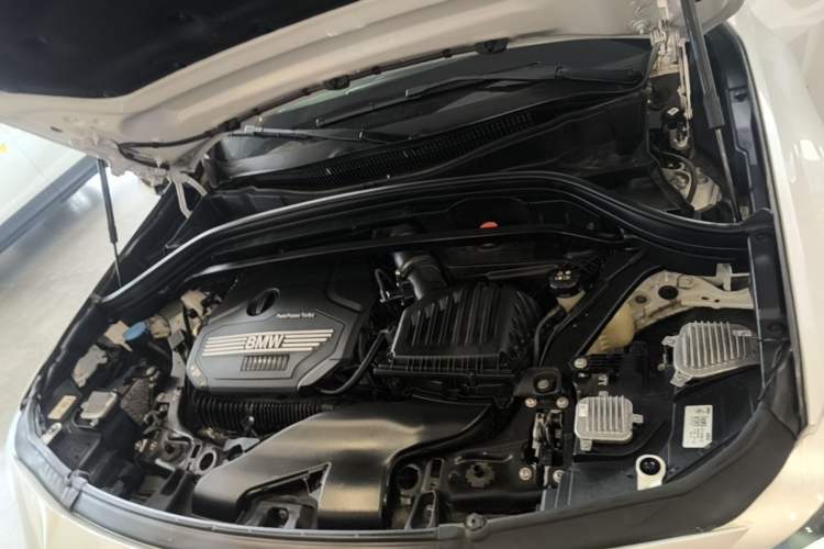 Used BMW X2 2023 sDrive 25i Shining Edition Engine Bay