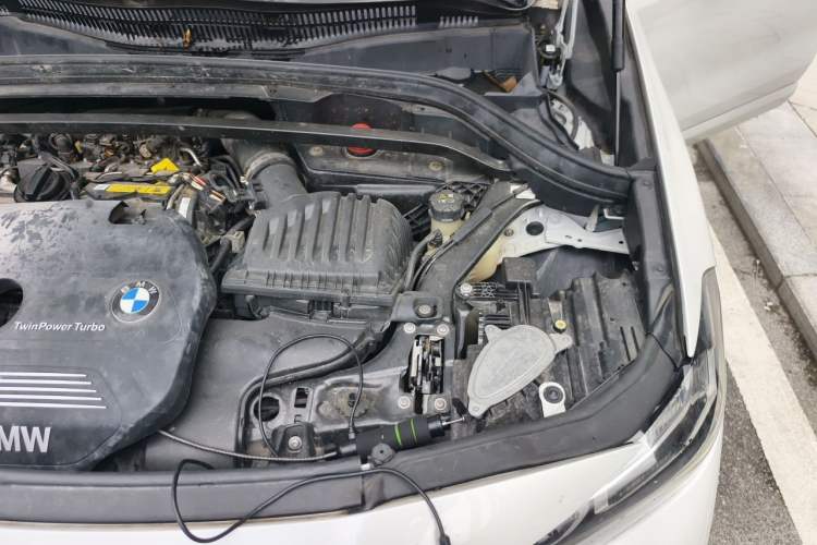 Used BMW X2 2023 xDrive 25i Shining Edition Engine Bay Left