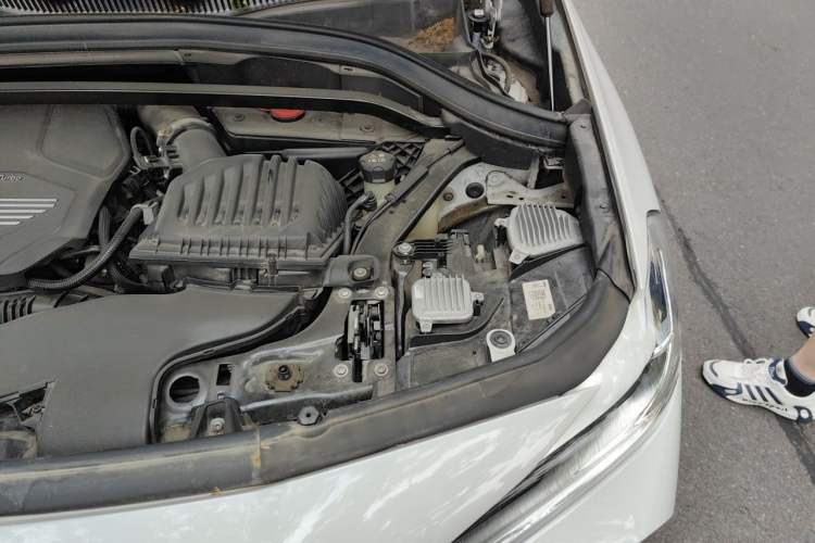 Used BMW X2 2023 sDrive25i M Sport Package Engine Bay Left