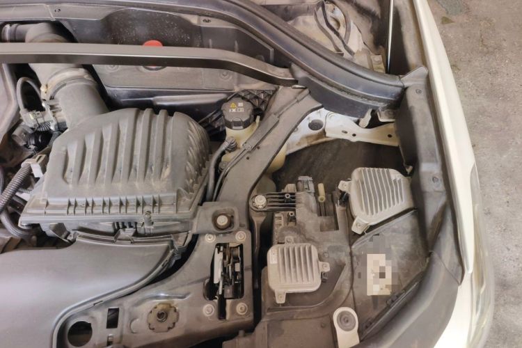 Used BMW X2 2023 sDrive25i M Sport Night Edition Engine Bay Left