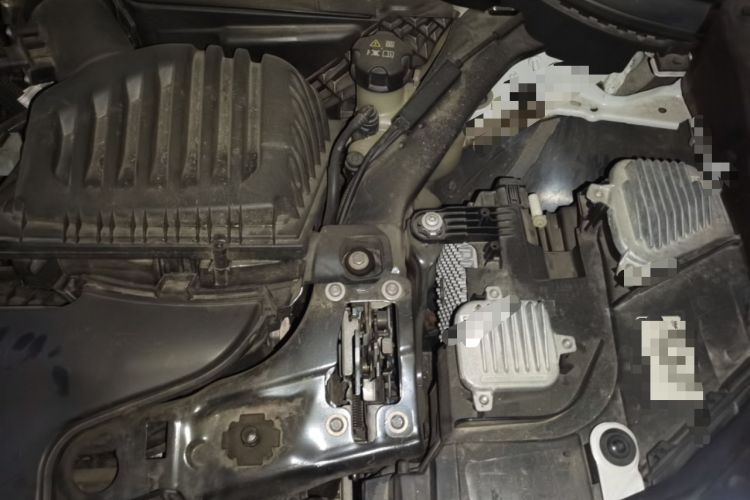 Used BMW X2 2023 sDrive25i M Sport Night Edition Engine Bay Left