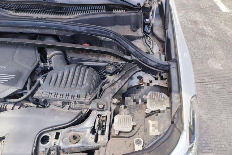 Used BMW X2 2023 sDrive25i M Sport Night Edition Engine Bay Left
