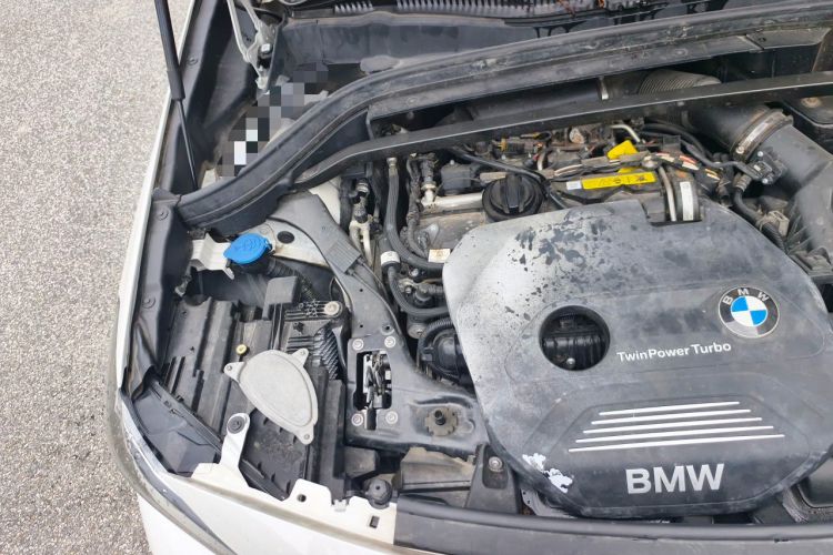 Used BMW X2 2023 xDrive 25i Shining Edition Engine Bay Right