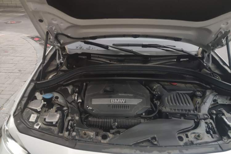 Used BMW X2 2023 sDrive25i M Sport Night Edition Engine Bay Right