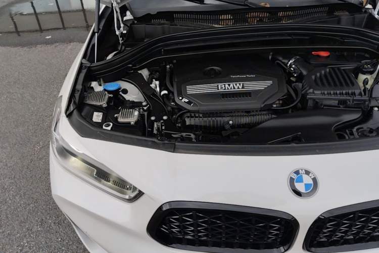Used BMW X2 2023 sDrive25i M Sport Night Edition Engine Bay Right
