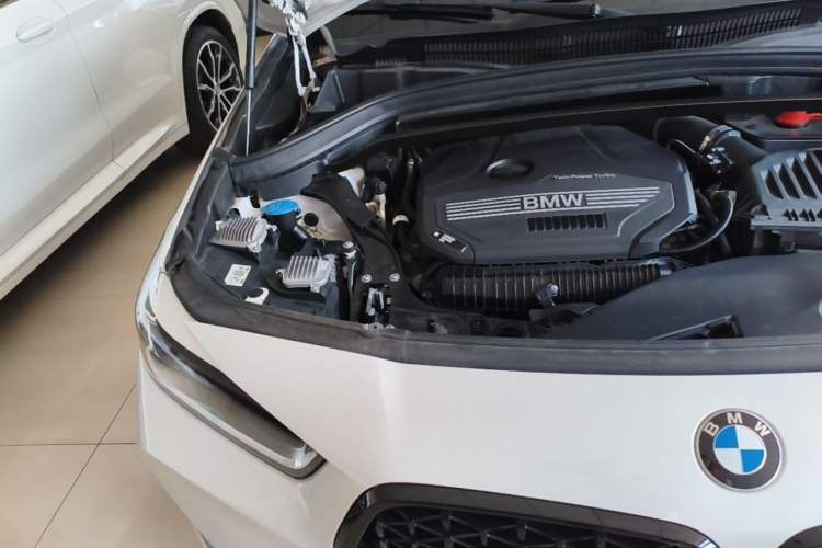 Used BMW X2 2023 sDrive25i M Sport Night Edition Engine Bay Right