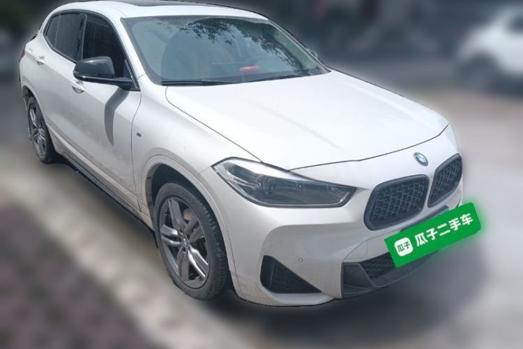 Used BMW X2 2023 sDrive25i M Sport Package Front Right 45 Deg