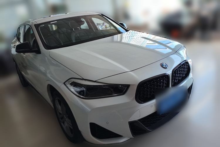 Used BMW X2 2023 sDrive25i M Sport Night Edition Front Right 45 Deg