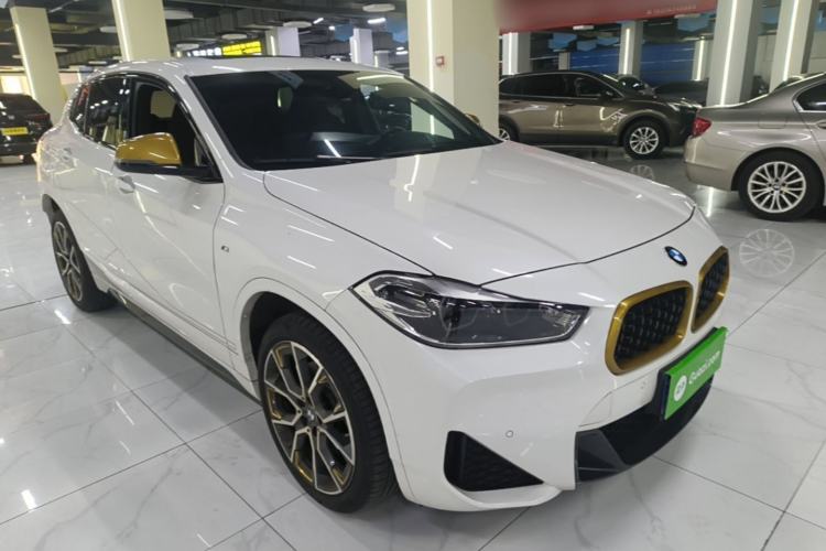 Used BMW X2 2023 sDrive 25i Shining Edition Front Right 45 Deg
