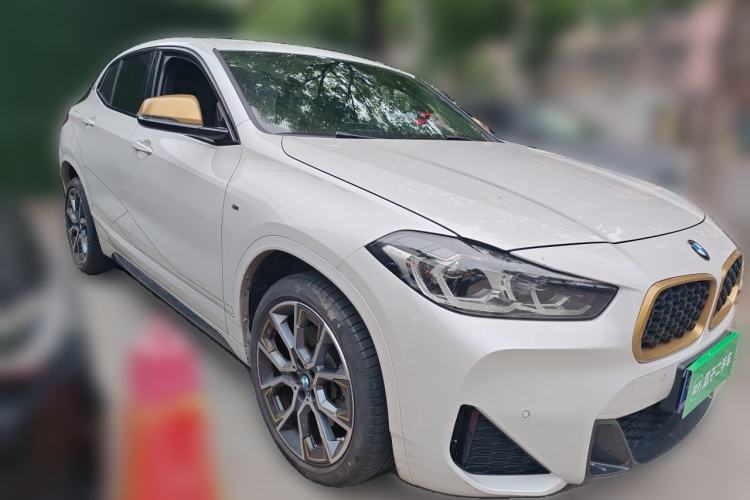 Used BMW X2 2023 xDrive 25i Shining Edition Front Right 45 Deg