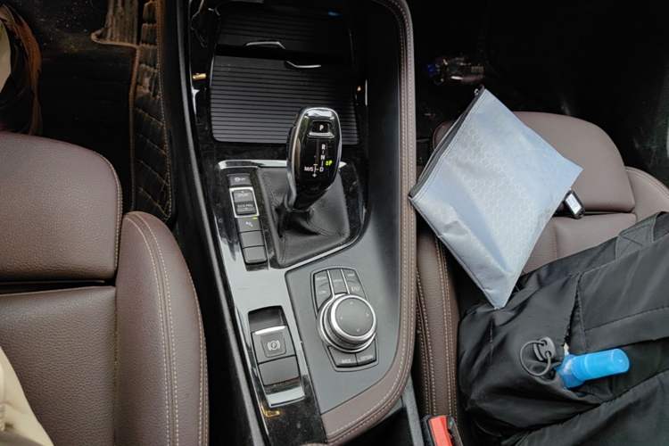 Used BMW X2 2023 sDrive25i M Sport Package Gear Lever