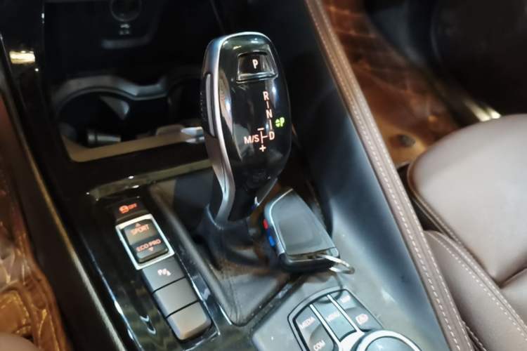 Used BMW X2 2023 sDrive25i M Sport Night Edition Gear Lever